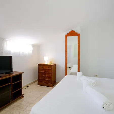 22 Beautiful Oasis 3 Bedrooms Duplex Адехе