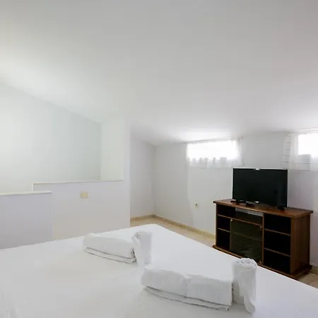 22 Beautiful Oasis 3 Bedrooms Duplex 別荘 *